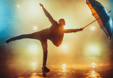 「一緒に踊れる」人材…ジーンが推薦した人物とは（画像はイメージです／PIXTA）