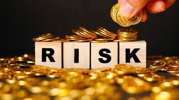 思惑がはずれたときの損切りは“千両の価値”…株式投資で勝つためには「徹底したリスクマネジメント」が欠かせないワケ【経済評論家が解説】