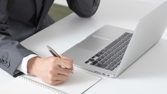 「商号変更」と「本店移転」の登記の手続き