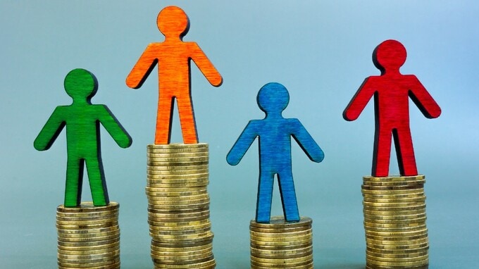 こんなに働いているのに、日本が豊かにならない原因は？…子どもにもわかる「経済」の話