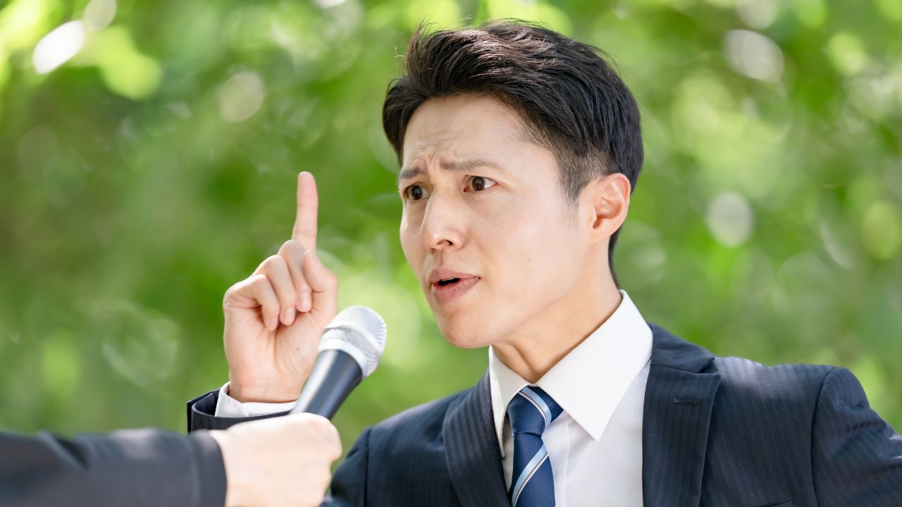  「お前には、この家を」「ごめん、いらない」「えっ!?」…広大な実家を遺したい〈年金月20万円〉78歳父と、相続は全力拒否の50歳長男の攻防