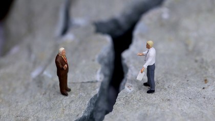 亡父の遺産巡り兄弟衝突(画像はイメージです/PIXTA)