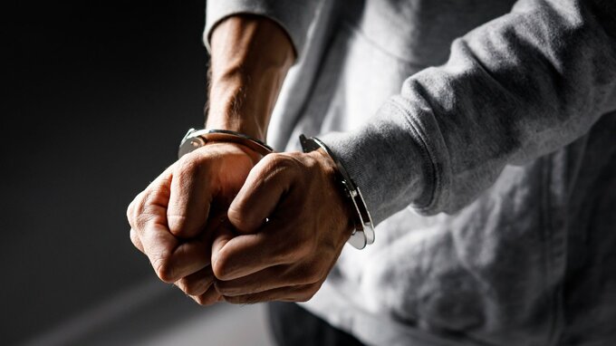 書類忘れて懲役「1360年」!?日本の比ではない…米国IRS（内国歳入庁）が科す恐ろしい“ペナルティ”【税理士が解説】