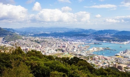 ▲米軍基地のある佐世保市（PIXTA）