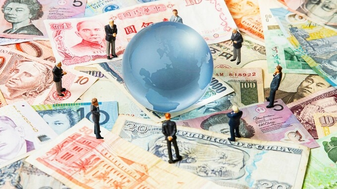 紛争による地政学リスクの異変で「安全な投資先」にも変化…国内外の投資家が〈密かに資金を移動させている国〉とは【特定行政書士が解説】