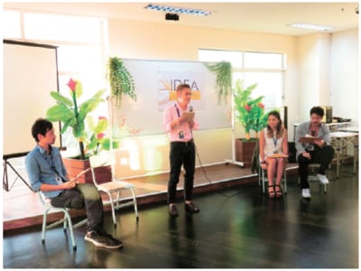 生徒のスピーチで締めくくる卒業式