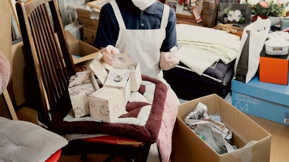 ここが母の世界のすべてでした…50代独身女性、亡き母と暮らし続けた実家の整理の手が止まる、複雑な心情