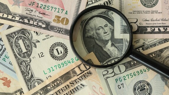 ドルの真価、揺るがず…地政学リスク下の富裕層の「正解」