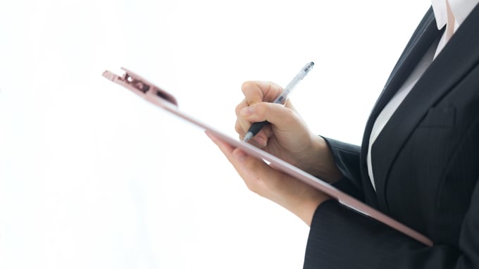 元刑事が伝授！心理を読むヒントになる「自律神経信号」とは？