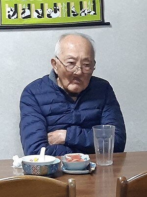 怒りん坊星人ダース・ベーダ―版のじーじ。怒りん坊星人の最強版。す～は～、す～は～と不気味な鼻息ともに背後から忍び寄るという。写真提供＝黒川玲子