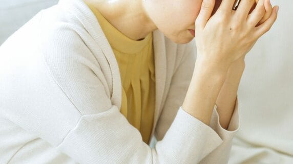 「結婚が決まって、これで安心と思ったのに…」〈貯蓄3,000万円・68歳夫婦〉36歳ひとり娘から持ちかけられた〈予想外の相談〉