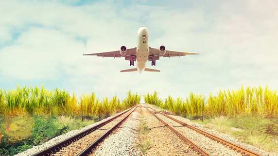 鉄道、航空産業などが投資対象…インフラファンドの特徴