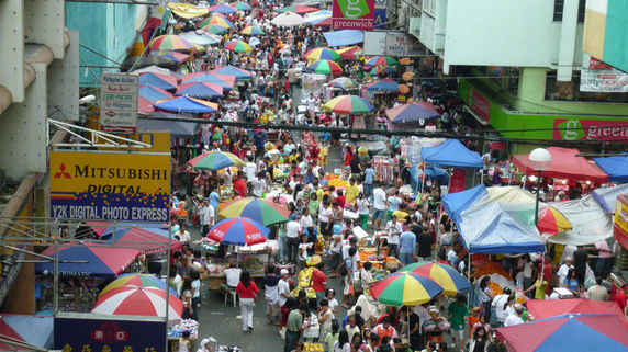 フィリピンの経済成長を支える「1億の人口」と「巨大な内需」