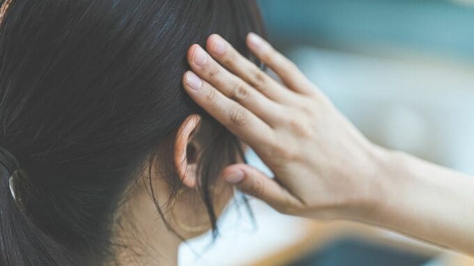 苦しいです…夫から渡される生活費「月5万円」の32歳専業主婦。1歳半の子を抱え、自らの貯金を切り崩す日々だが「その残りもわずか」崖っぷちに絶望