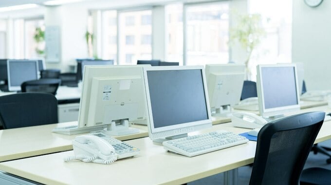 決算で一気に最大300万円を経費に落とせる！「少額減価償却資産の特例」とは？そのしくみと活用上の注意点