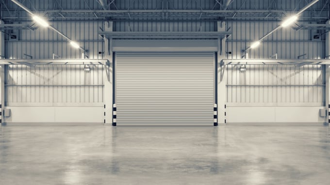 「建て替え費用」の面から見る工場・倉庫投資の優位性