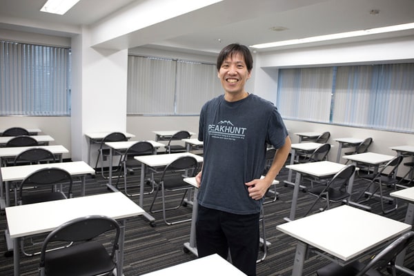取材当日の服装。Tシャツは550円(税込み)