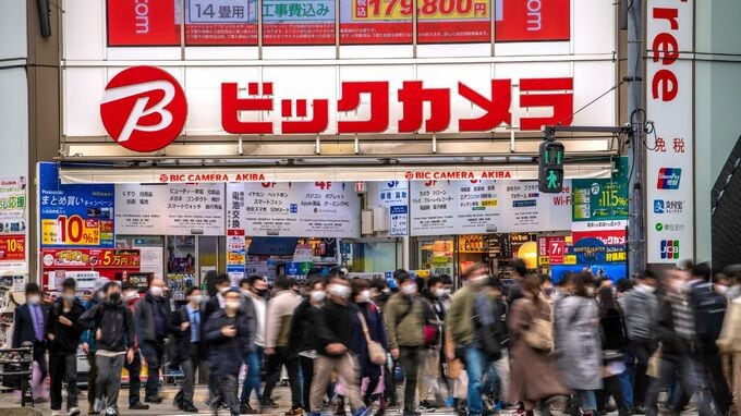 「現在の政治情勢で、売上に影響が出ることが心配」家電量販店店長が吐露した不安…百貨店好調の一方で、〈中国〉関連が“危険水域”に沈んだ11月【解説：エコノミスト宅森昭吉氏】