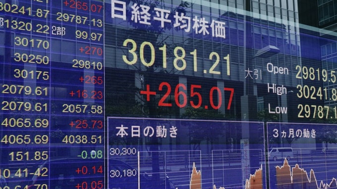 日米の金利差縮小で150円割れの〈米ドル安・円高〉へ…米国株は上昇トレンドで「バブル化」の懸念も【国際金融アナリストが解説】