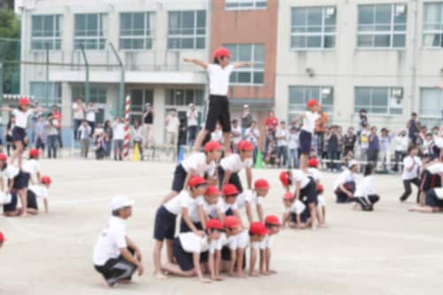 日本でも「組体操」は社会問題になっているが…