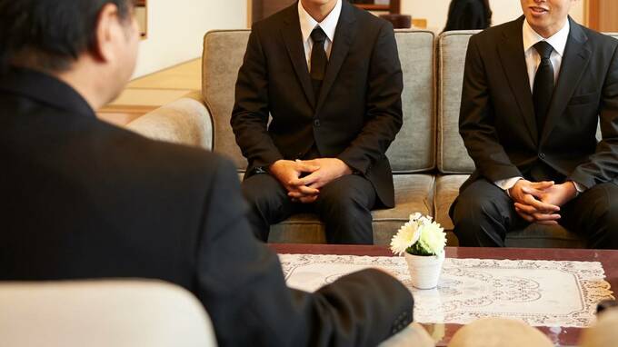 3人兄弟の「長男に全てを相続させる」…父は遺言書で“争族回避”できるか【税理士が解説】