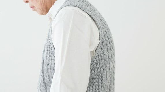 壁に後頭部がつかない、すぐ息切れ…外科医が警告する「骨の老化」危険なサイン