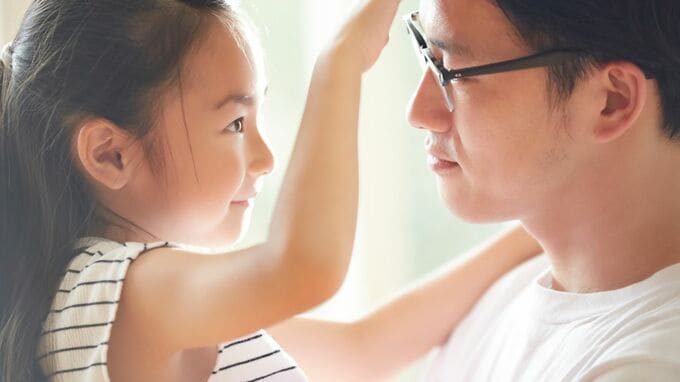 「もう二度と働くもんか…」資産1億円達成・意気揚々と早期退職した42歳元会社員。1年半後、前言撤回に至った「9歳娘の衝撃のひと言」