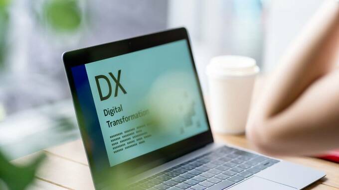 関心が高まるESG投資…「DX」に積極的な企業に注目