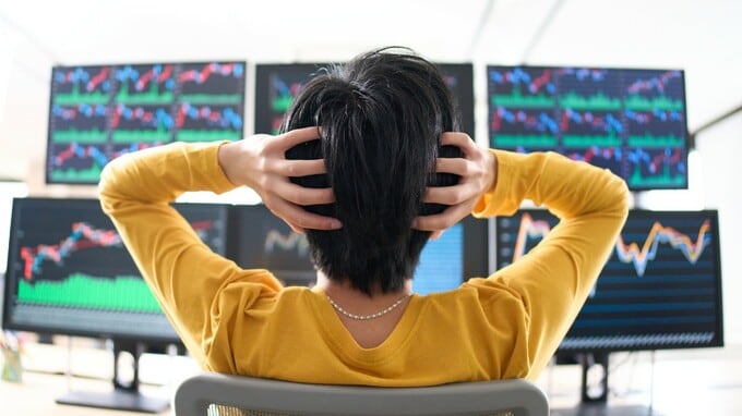 資産運用「株式＋債券でパフォーマンス安定」のはずが「待って、価格が同時に下がってる！」…いま、投資の世界に起きていること