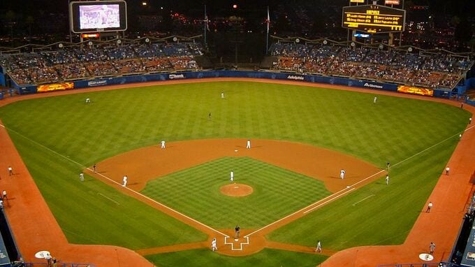 大谷翔平MVP！ドジャース2年連続WS進出が米国実質GDP成長率の底堅さ示唆？データが示す“大都市の人気チームと高い経済成長率”の不思議な関係【解説：エコノミスト宅森昭吉氏】