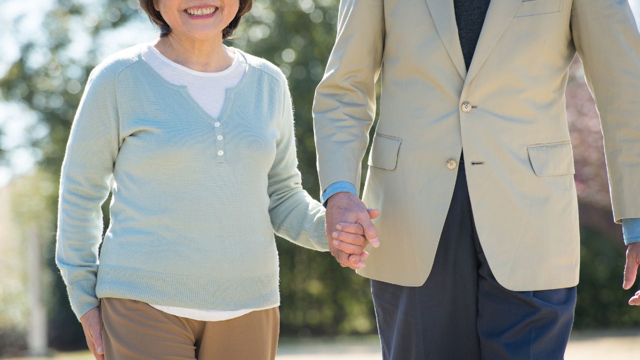 今日一日、一度も笑ってない…「50代から枯れる人」3つの特徴