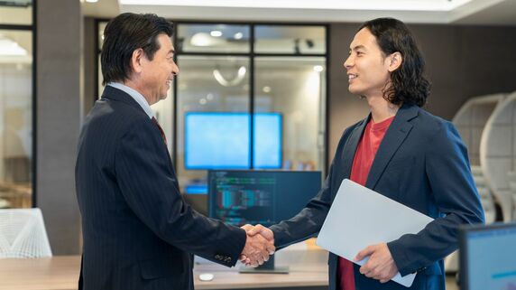 「高い満足度」と「投資哲学の魅力度」に相関関係？…膨大な選択肢から個人投資家が選んだ「アクティブ・ファンド満足度 No.1」を発表 【2025年最新調査】