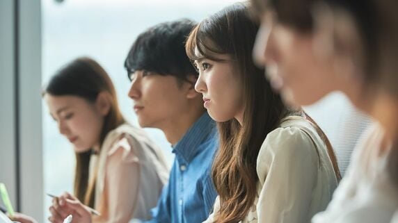 応援したい学生を直接支援できる…あなたもオリジナル奨学金の設立者に！ガクシーが提供する透明性の高い「サステナブル奨学金」と「シン・奨学金」の驚くべき内容