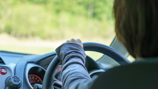死の間際の夫を残して…妻が急いで向かった「まさかの場所」【在宅医が見た医療の現場】
