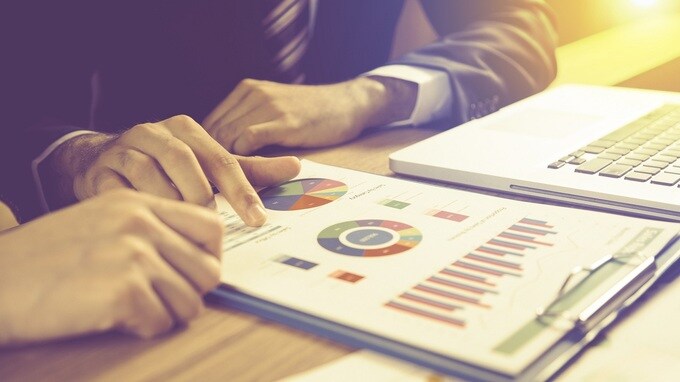 親族内承継を考える経営者必見！「特例事業承継税制」の概要