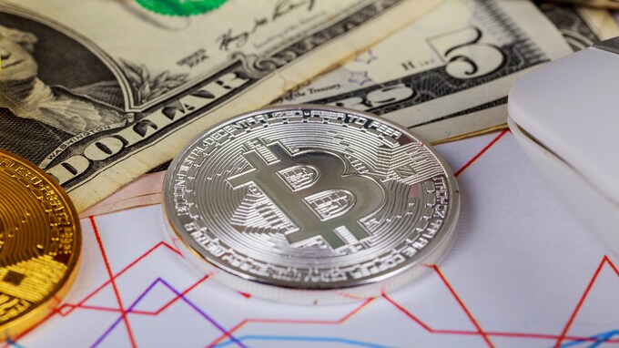株式、外貨…既存の金融商品と仮想通貨の違いとは？