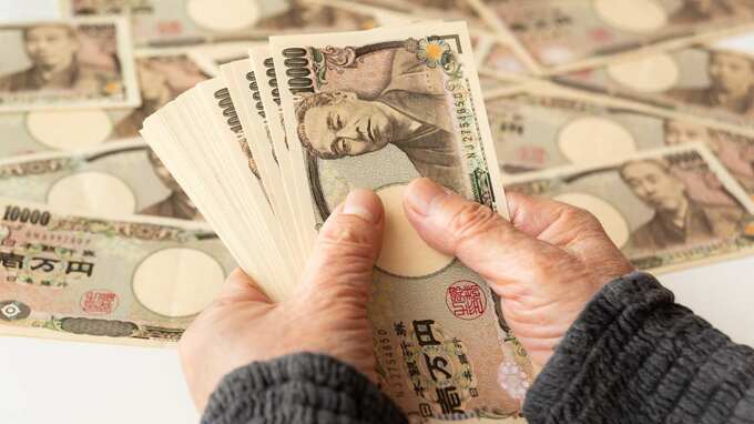 「5億円あるはずじゃ…」資産家だった祖母の死後、通帳を見た孫が絶句。相続人全員が知った〈長い老後の現実〉