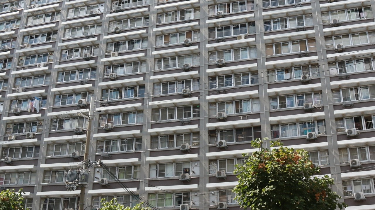 老朽化マンション 建て替え費用が払えない 住民たちの末路 富裕層向け資産防衛メディア 幻冬舎ゴールドオンライン