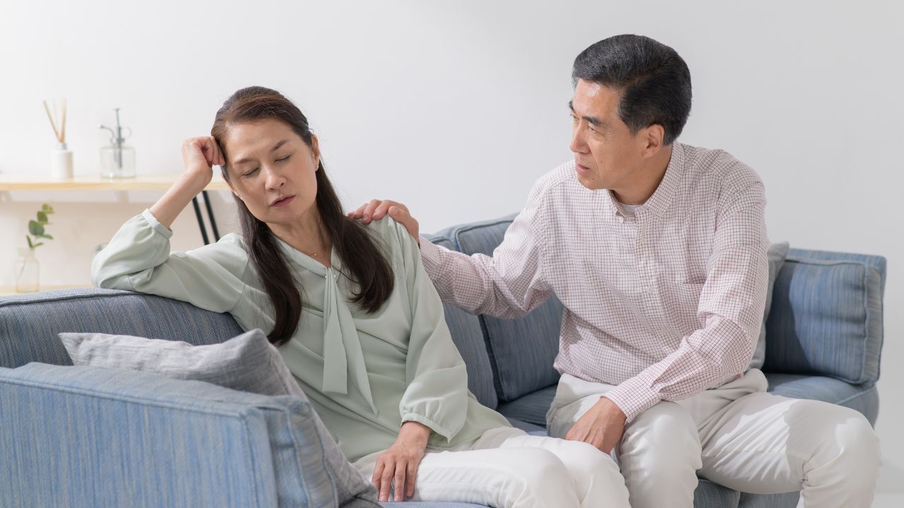 「いつまでいるんだろう…」お盆帰省の38歳次女と2人の孫。滞在3週間目に知る〈衝撃事実〉に〈年金月28万円・60代夫婦〉絶句