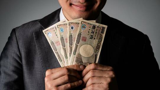 55歳男性「相続した5,000万円」をきっかけに富裕層を目指せる“唯一の方法”