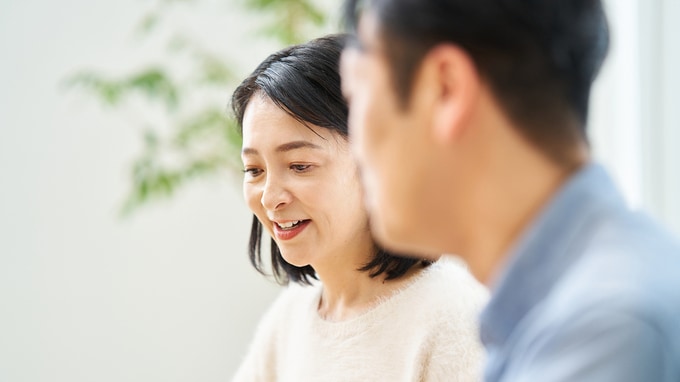 ゆっくり旅行でも行きたいね…「理想の老後」を思い描いていた58歳夫に〈53歳妻〉が放った衝撃のひと言とは？〈世帯年収1,800万円〉〈週半分婚夫婦〉の静かなすれ違い