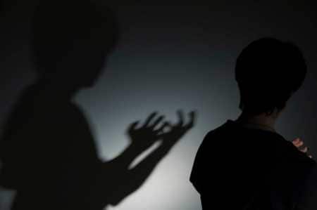 おいー勝手に何してる！（※画像はイメージです／PIXTA）