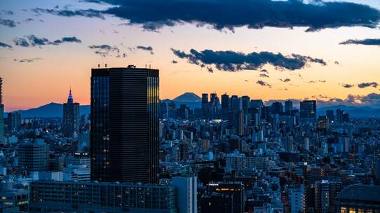 平均価格、1億円に迫るも…憧れの「タワマン暮らし」に潜む〈そこはかとない不安〉
