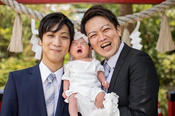 なーちゃんのお宮参り。親子の3ショット