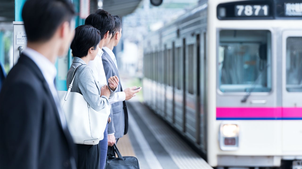生産性考 消えた1000万時間 例で出ている企業に注目
