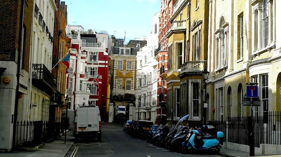 オフィスを住居に改装して転売する「英国流」の投資法
