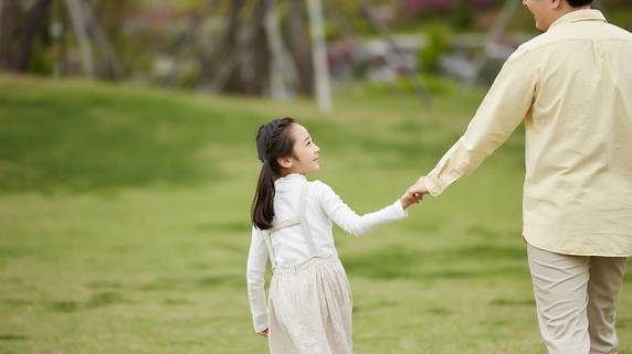 実母の家だったのに!養父の急死で思い知った、法律の「冷徹」
