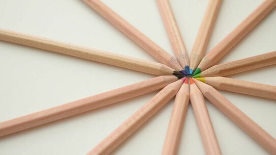 分散している自社株式は「集約」が大前提