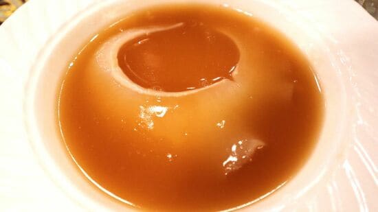 気仙沼産フカヒレ姿の尾びれ 白湯煮込み※画像はイメージです。実際の返礼品とは異なります