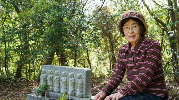 お墓はあんたが守ってね…75歳母親から「墓守」を託された40歳長女、樹木葬という選択に至ったワケ